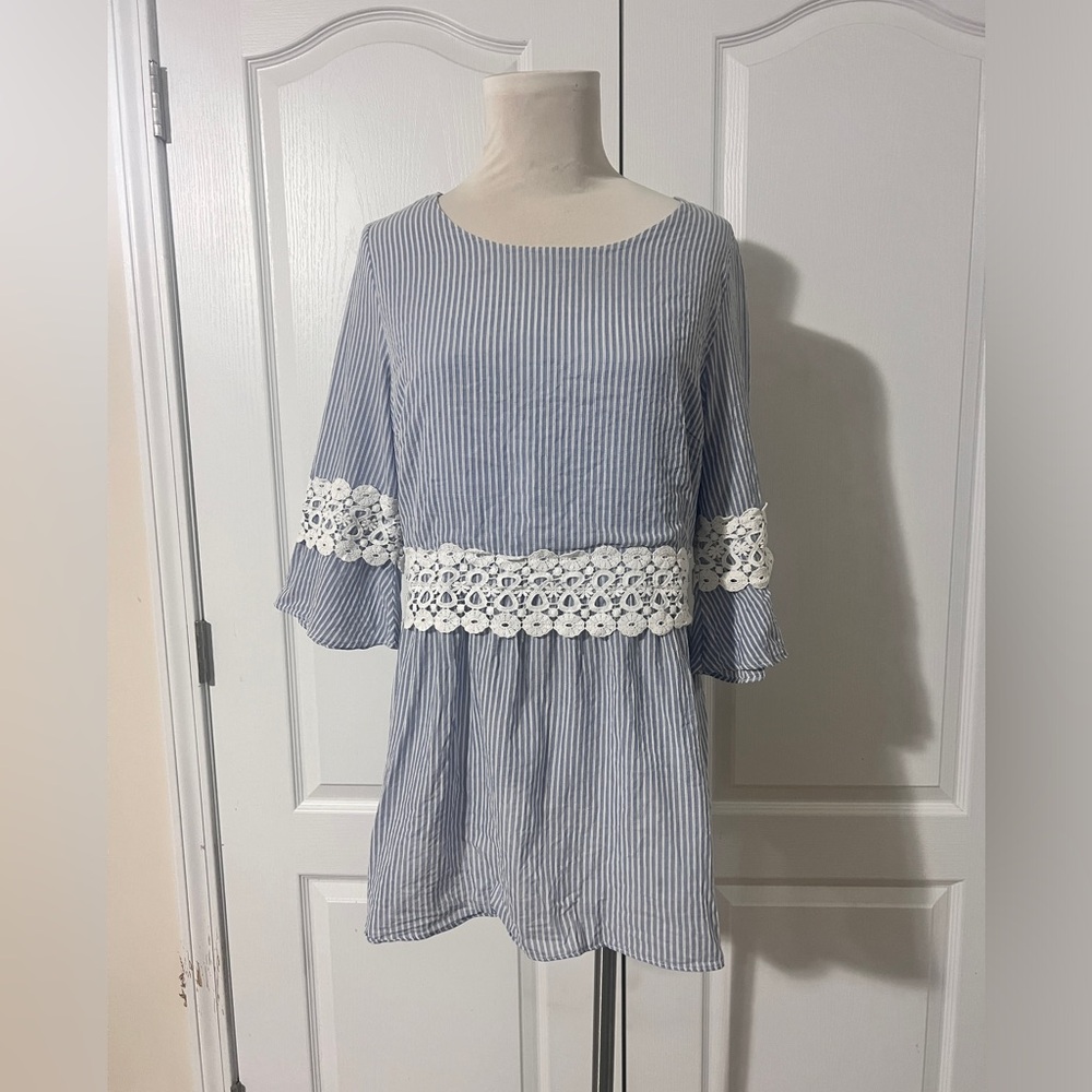 Monroe & Main 100% Cotton Tunic Top with Lace - sz L